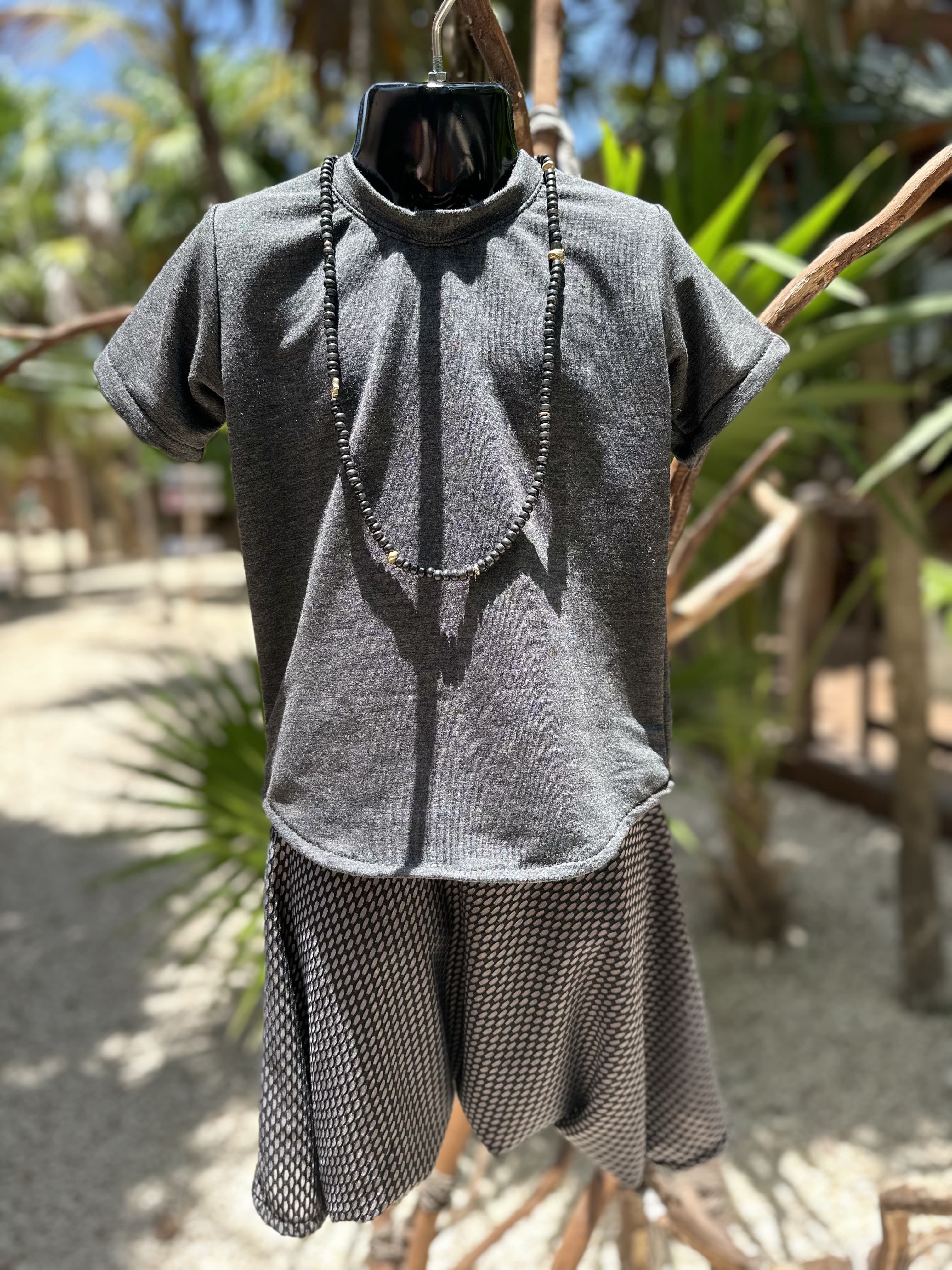 Remera Niños Gris · Calada