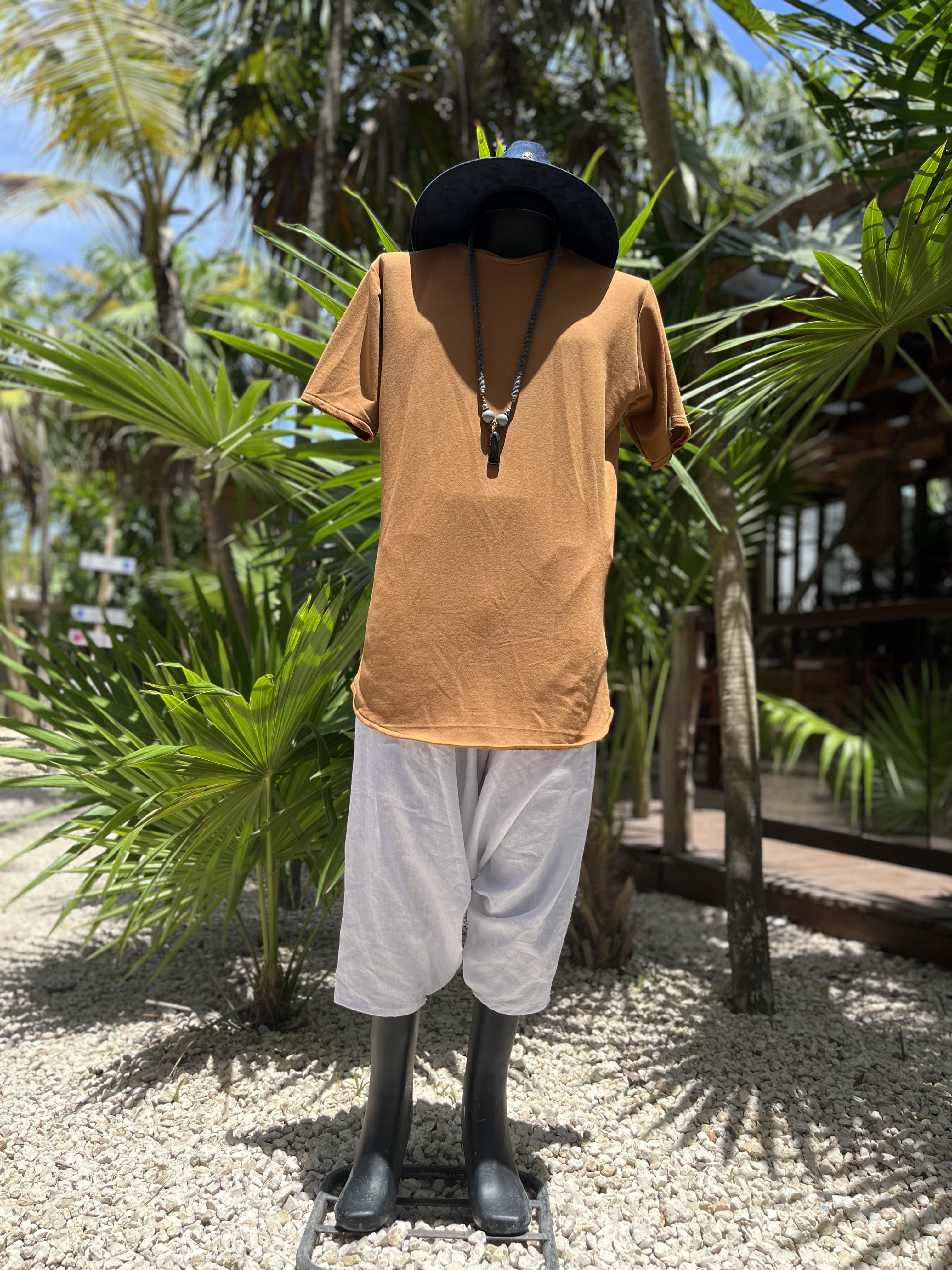 Remera Ritual Camel · Seda Verde