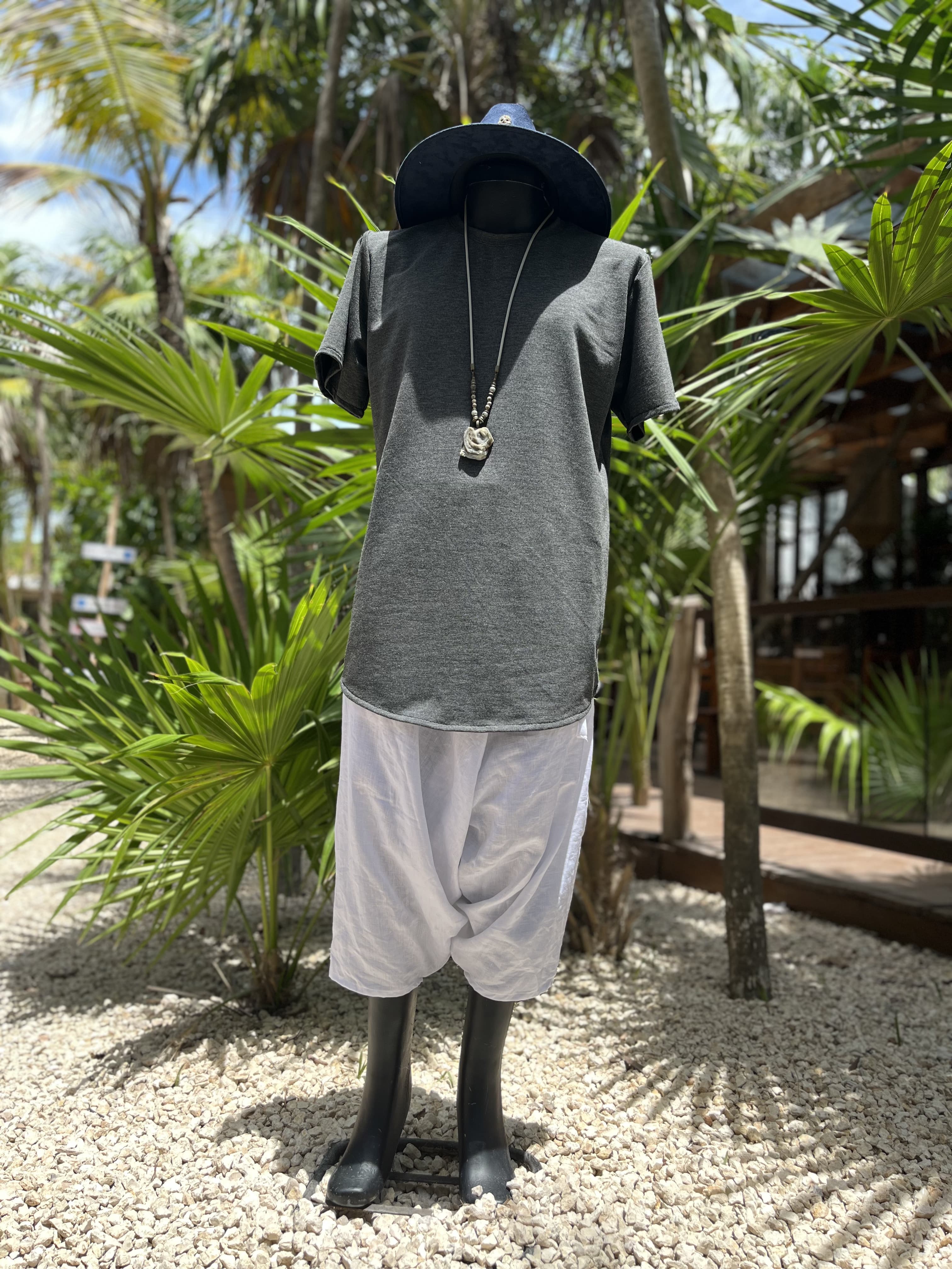 Remera Ritual Gris · Seda Naranja